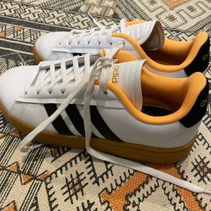 Adidas Grand Court Sneakers